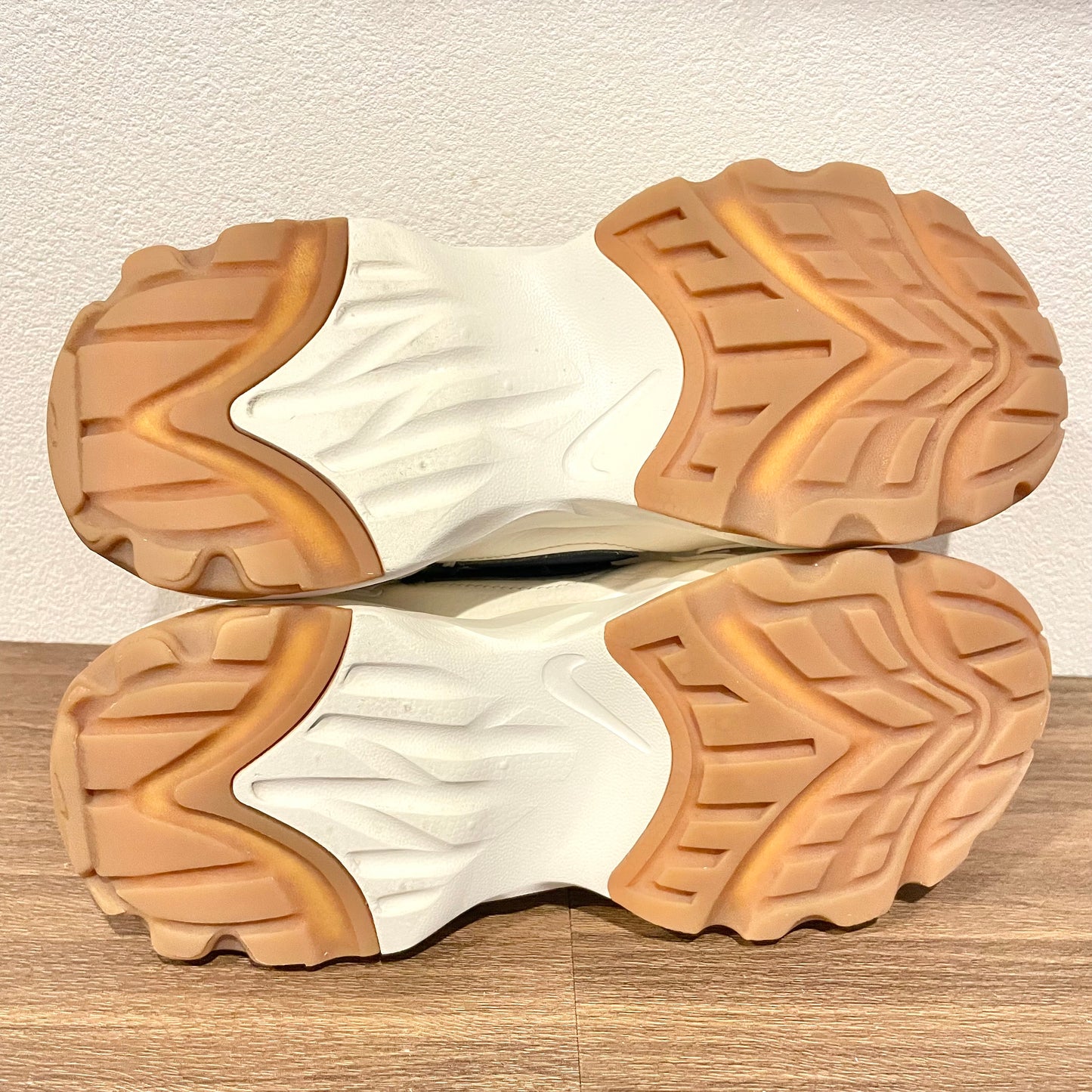 NIKE WMNS TC 7900 24cm