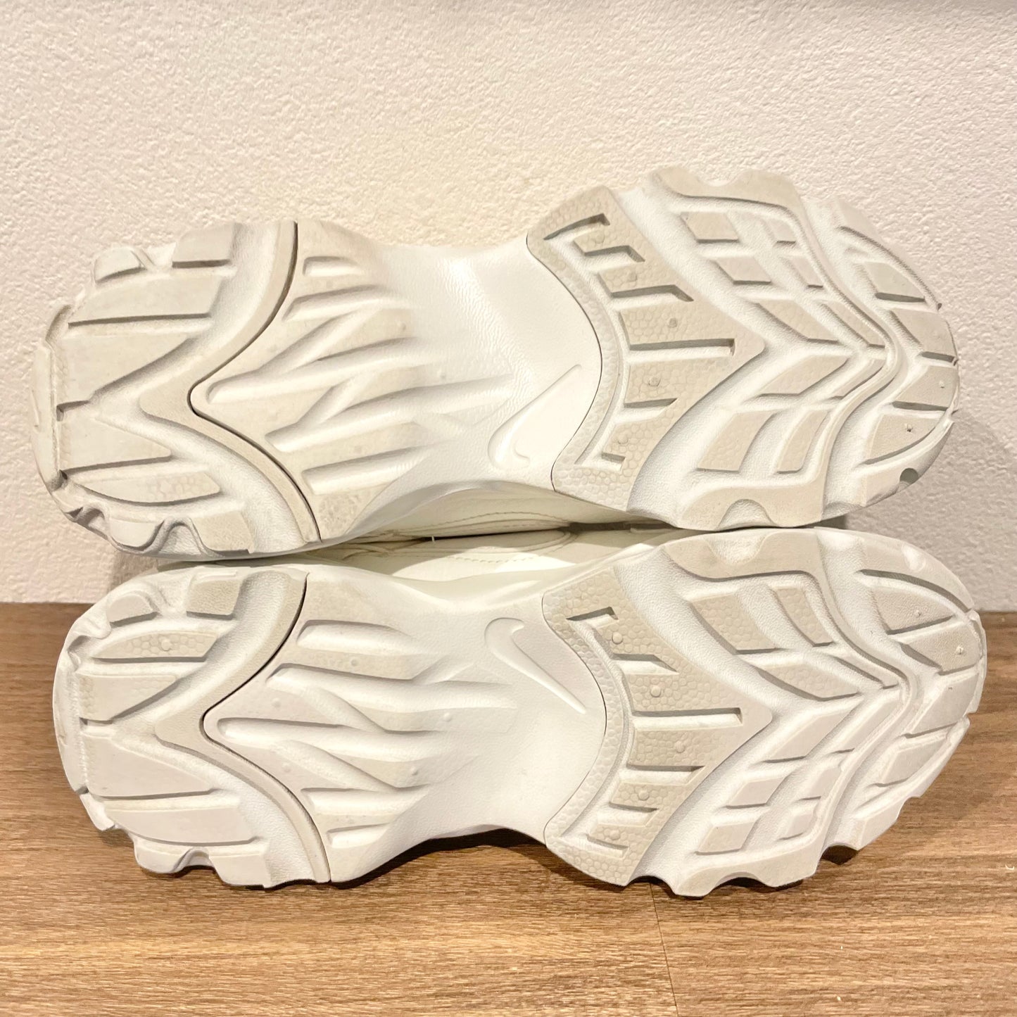 NIKE WMNS TC 7900 24cm