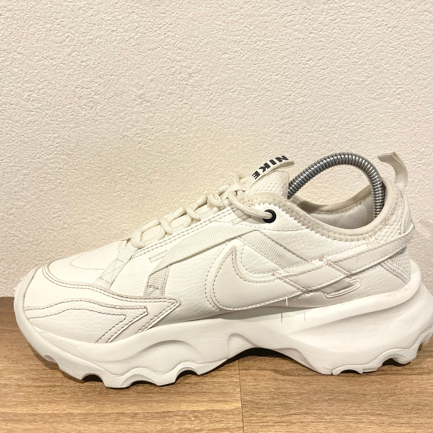 NIKE WMNS TC 7900 24cm