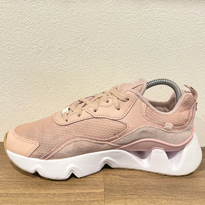 NIKE WMNS RYZ 365 II 24cm