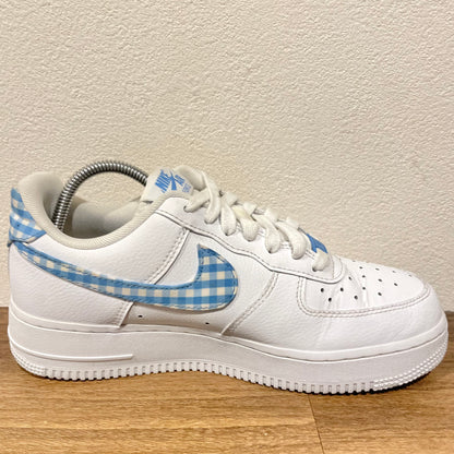 NIKE WMNS AIR FORCE1 07 ESS 24.5cm