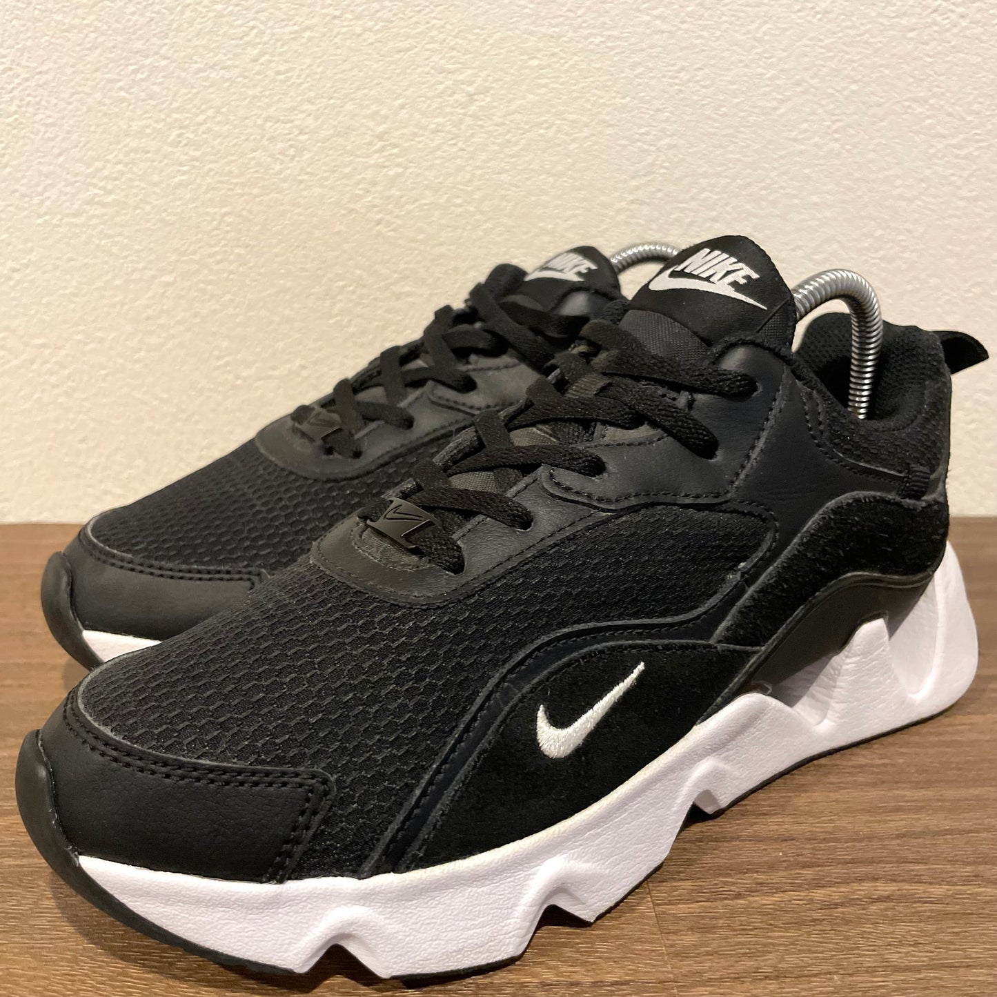 NIKE RYZ 365 II 24.5cm