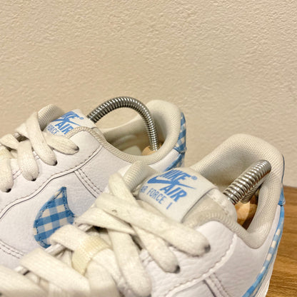 NIKE WMNS AIR FORCE1 07 ESS 24.5cm