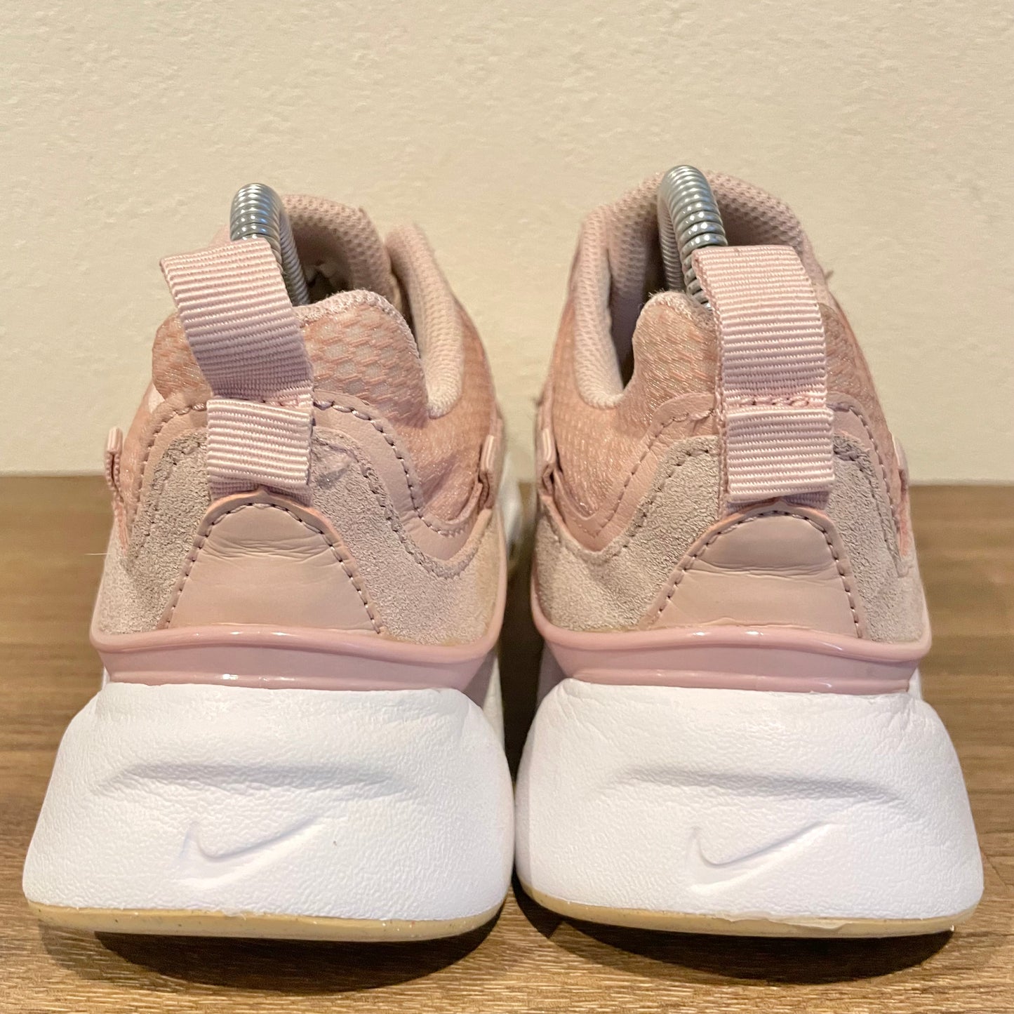 NIKE WMNS RYZ 365 II 24cm