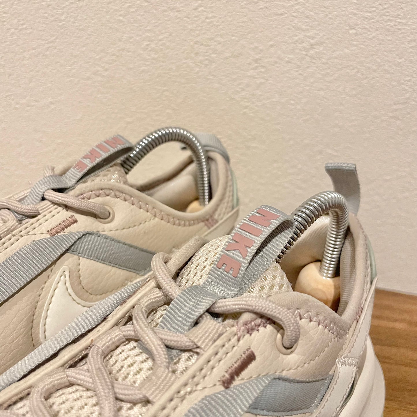 NIKE WMNS TC7900 24.5cm