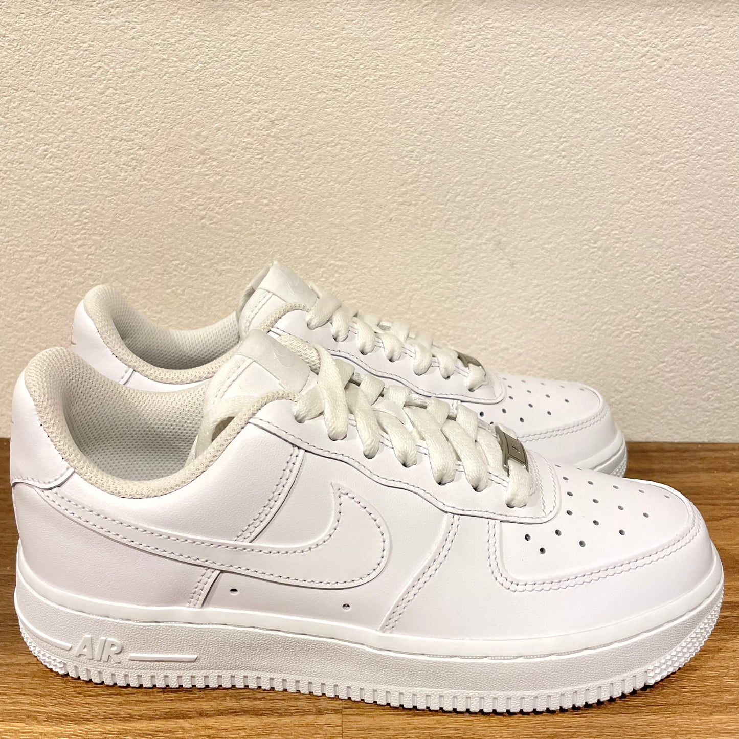 NIKE W AIR FORCE 1 '07 24cm