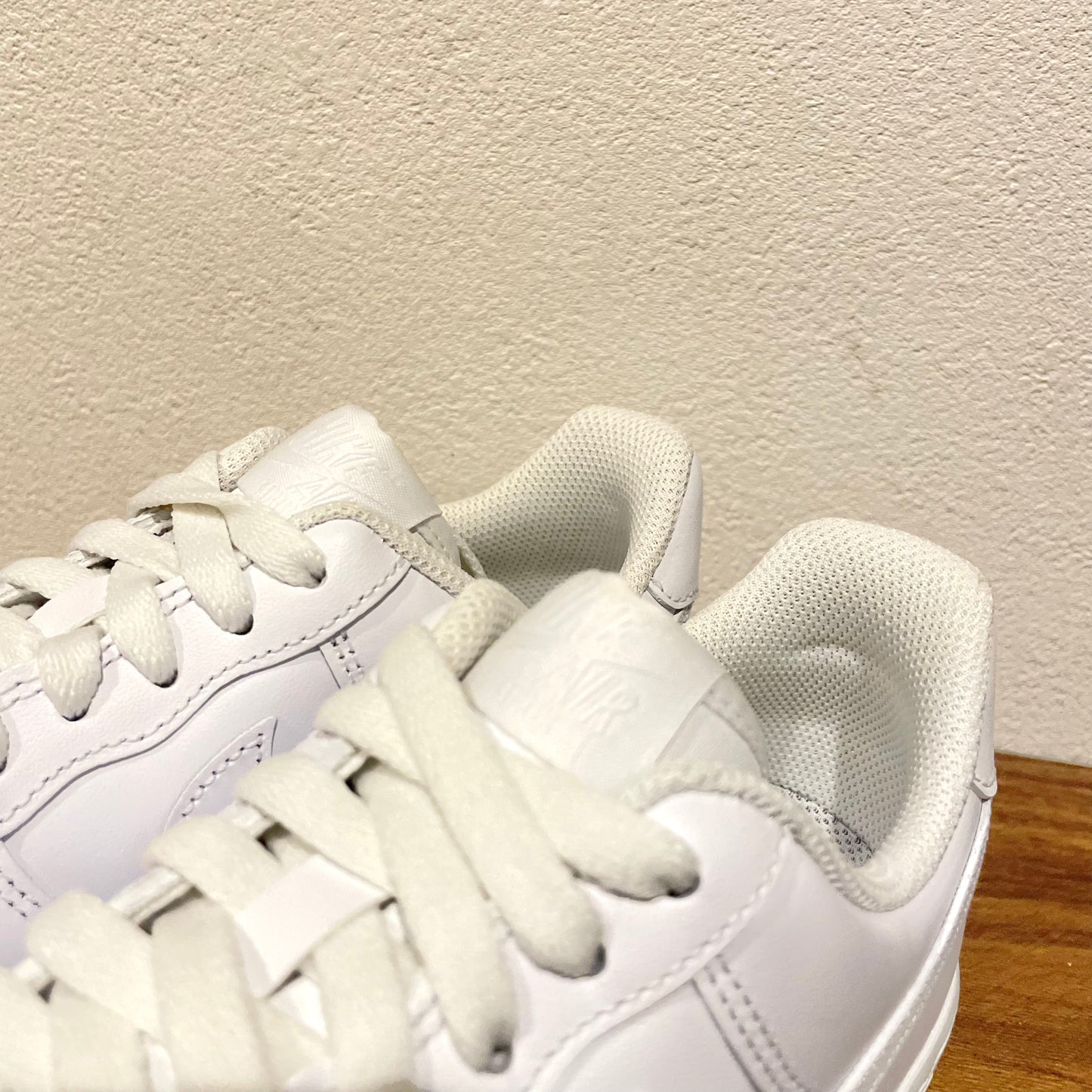 NIKE W AIR FORCE 1 '07 24cm