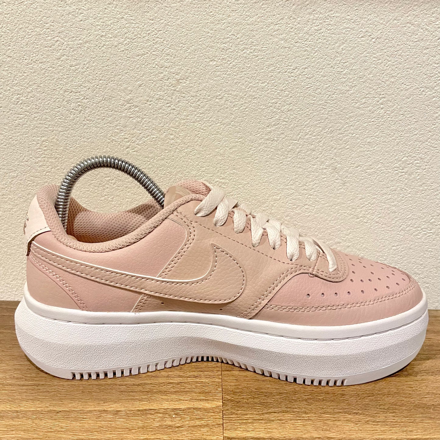 NIKE W COURT VISION ALTA LTR 24cm