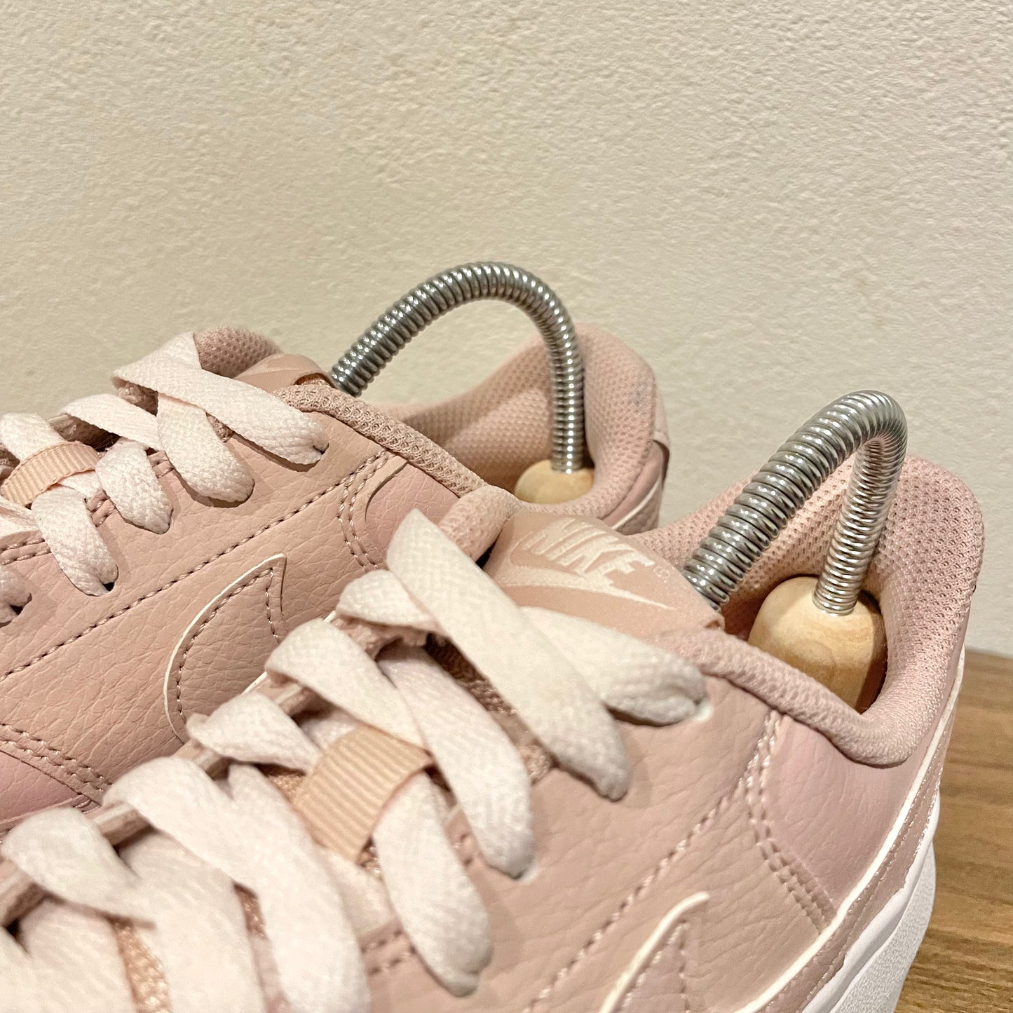 NIKE W COURT VISION ALTA LTR 24cm