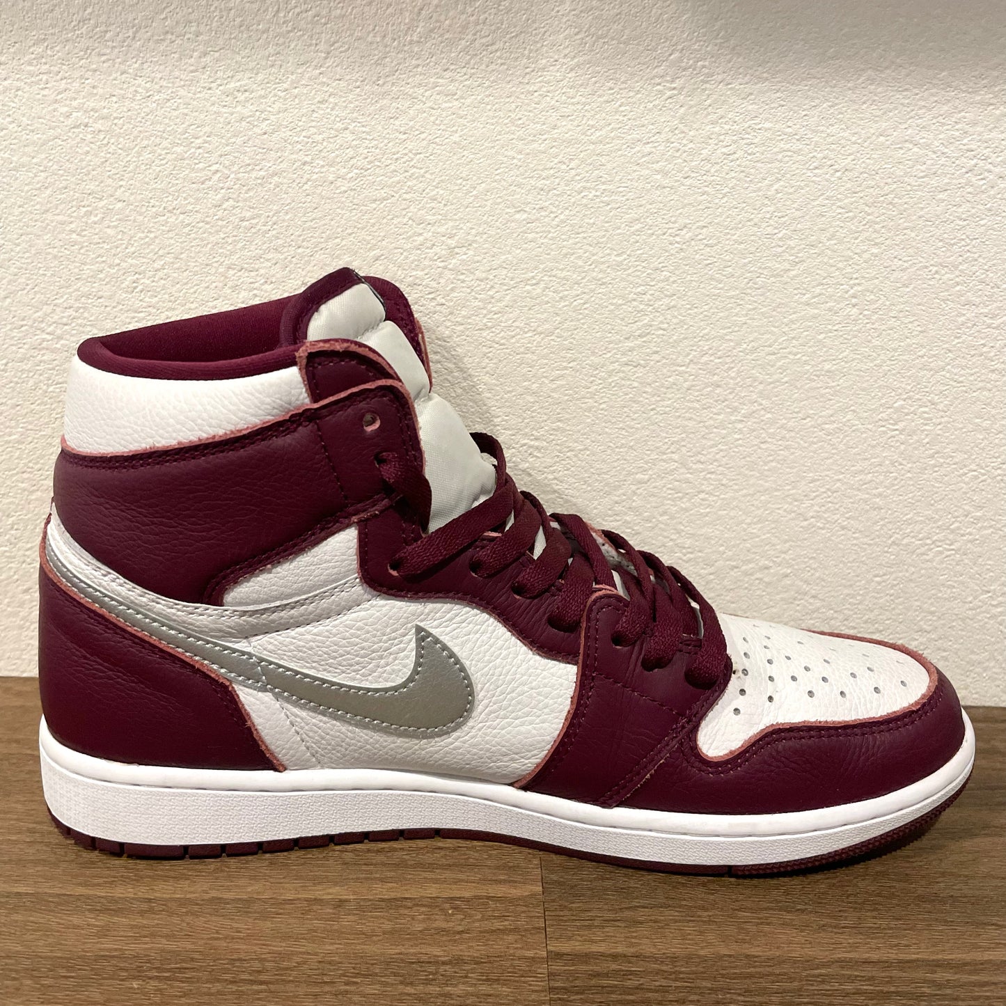 NIKE AIR JORDAN 1 RETRO HIGH OG BORDEAUX 28.5cm