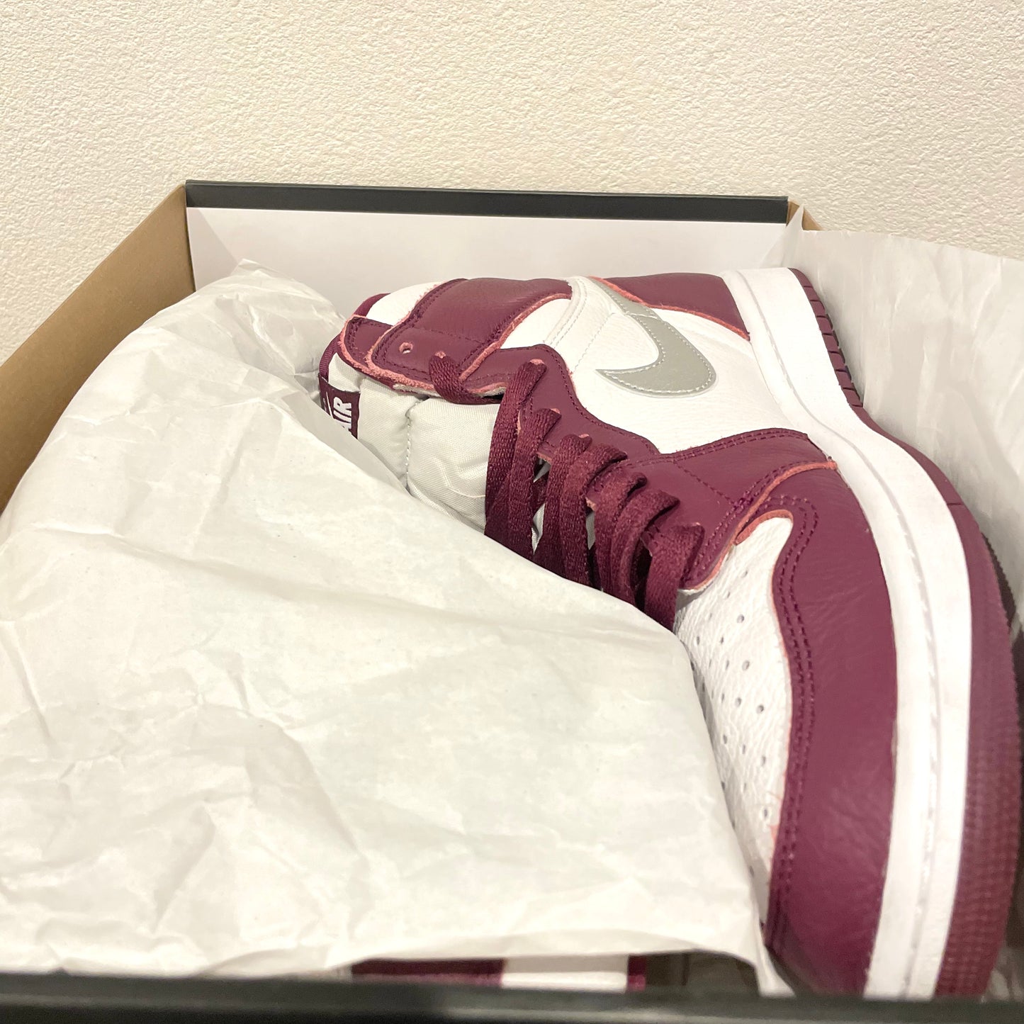 NIKE AIR JORDAN 1 RETRO HIGH OG BORDEAUX 28.5cm