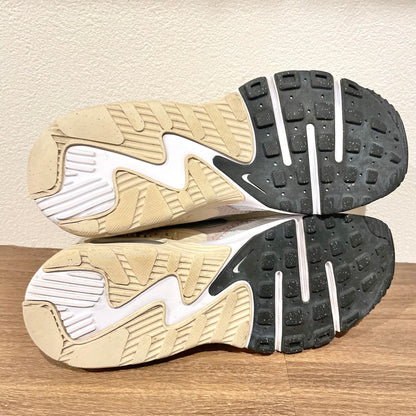 NIKE AIR MAX EXCEE 23.5cm