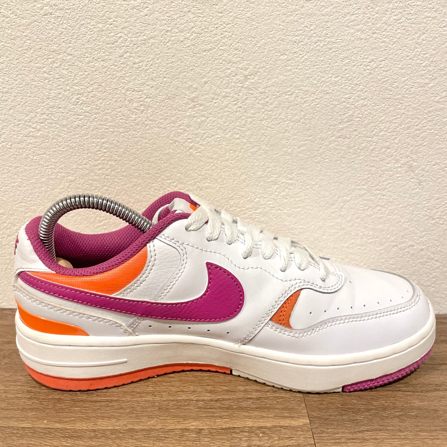 NIKE W GAMMA FORCE 23.5cm