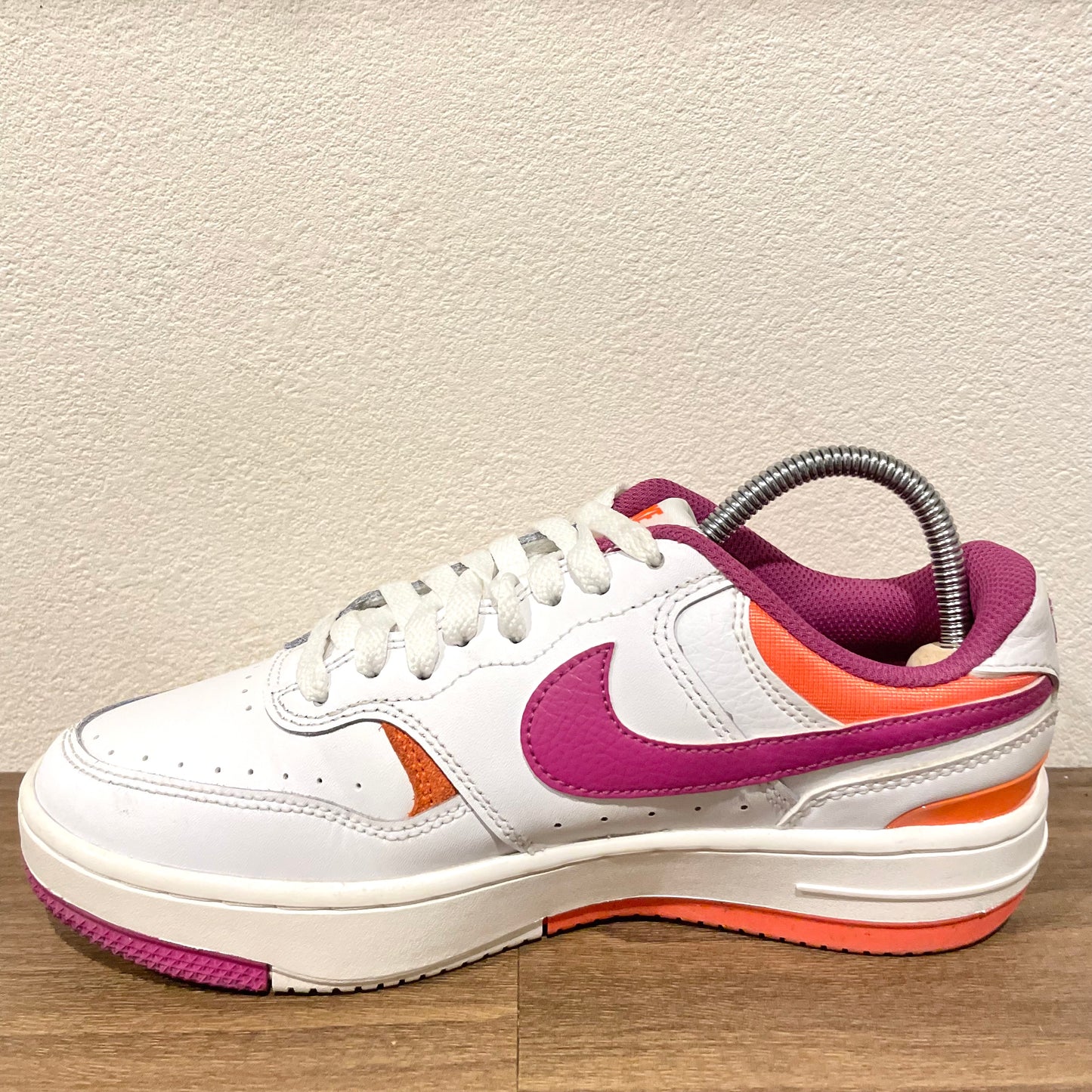 NIKE W GAMMA FORCE 23.5cm