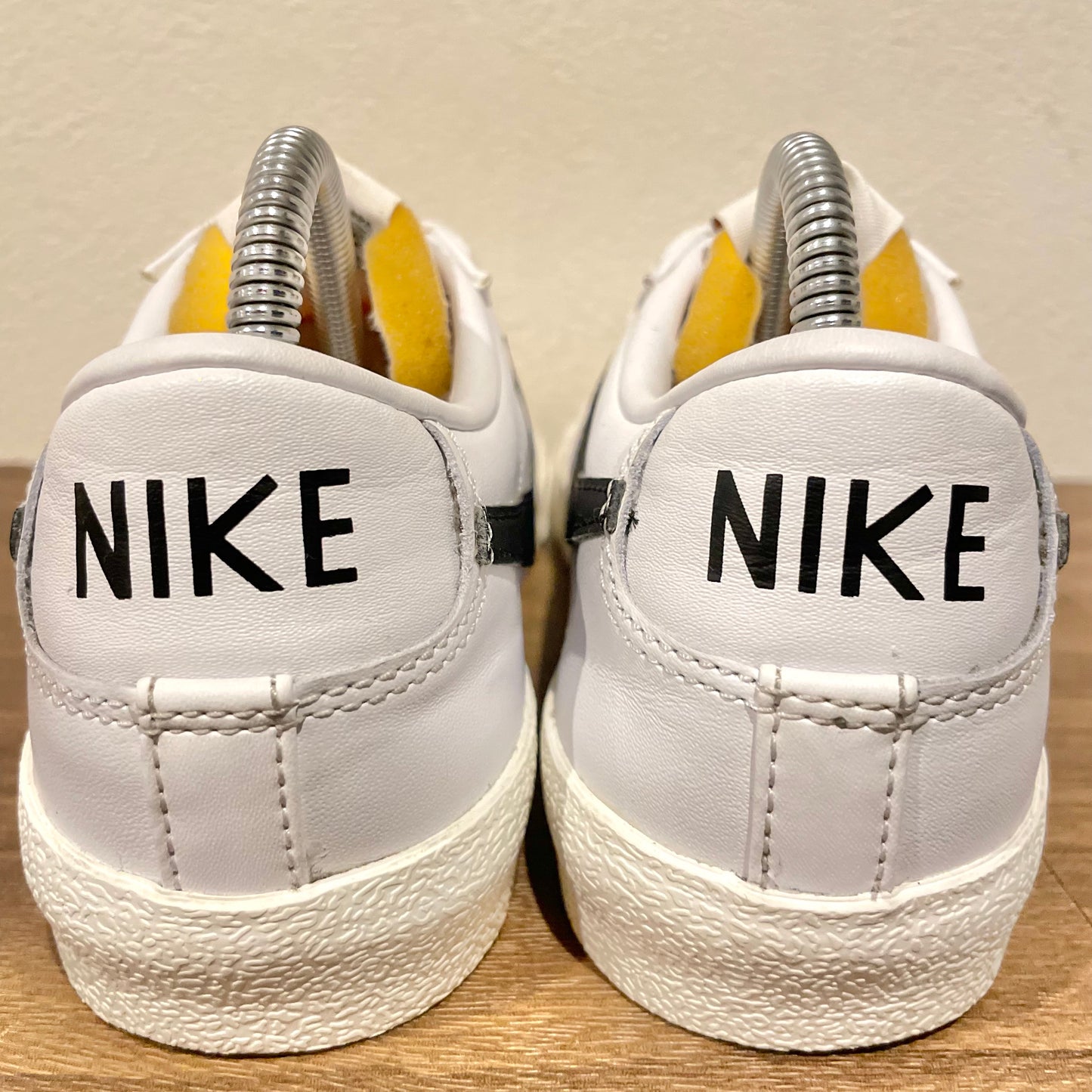 NIKE BLAZER LOW 77 VINTAGE 23.5cm