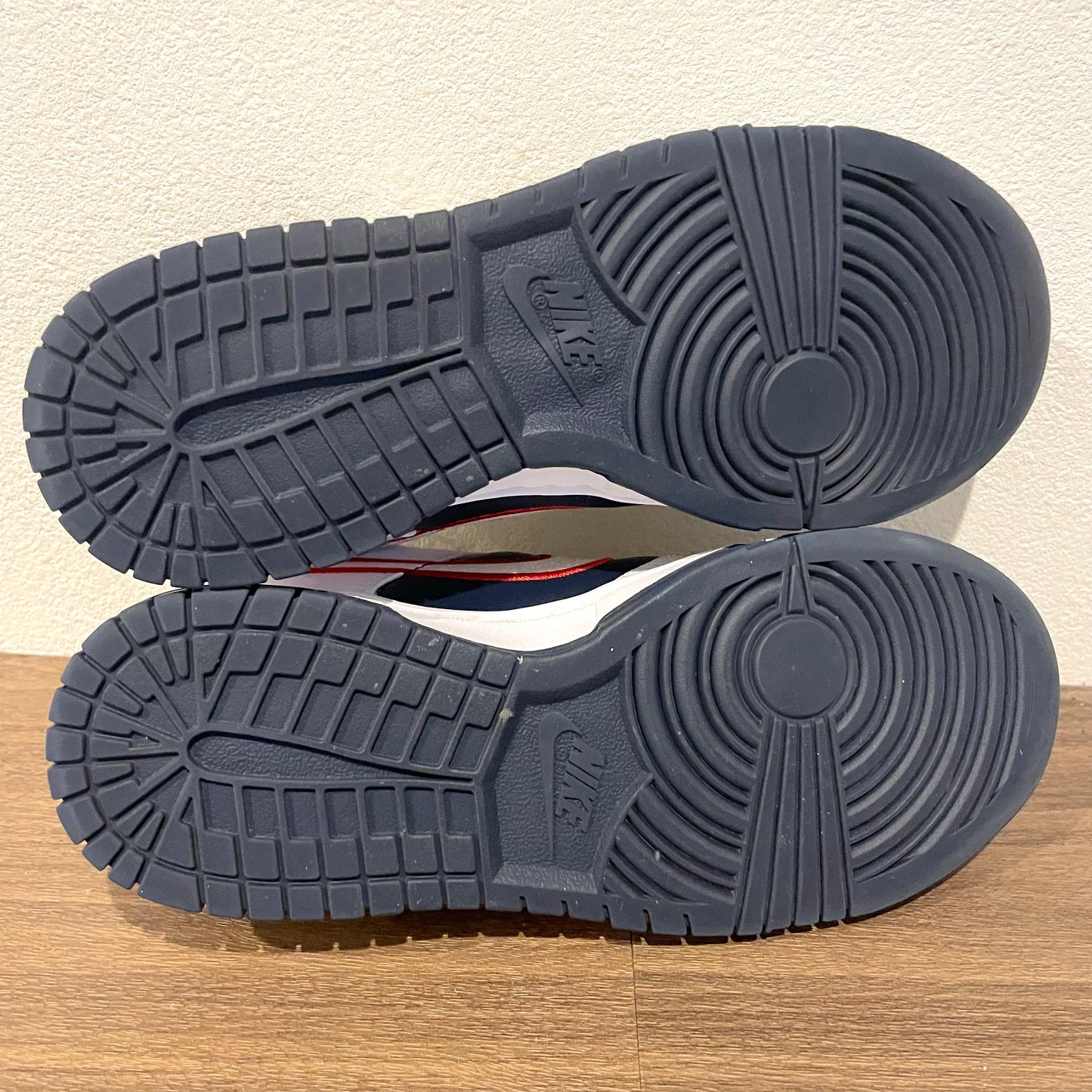 NIKE WMNS DUNK LOW PRM 23.5cm