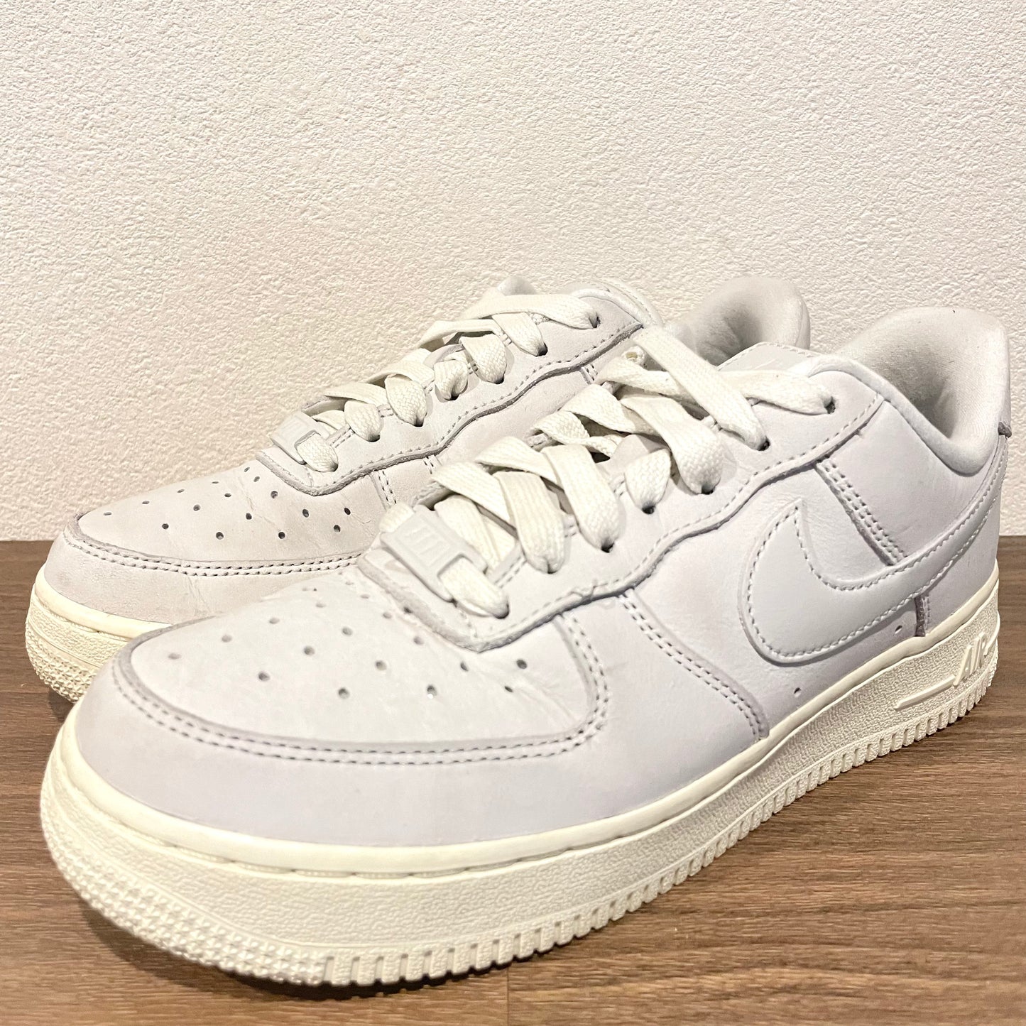 NIKE WMNS AIR FORCE 1 PRM MF 23.5cm