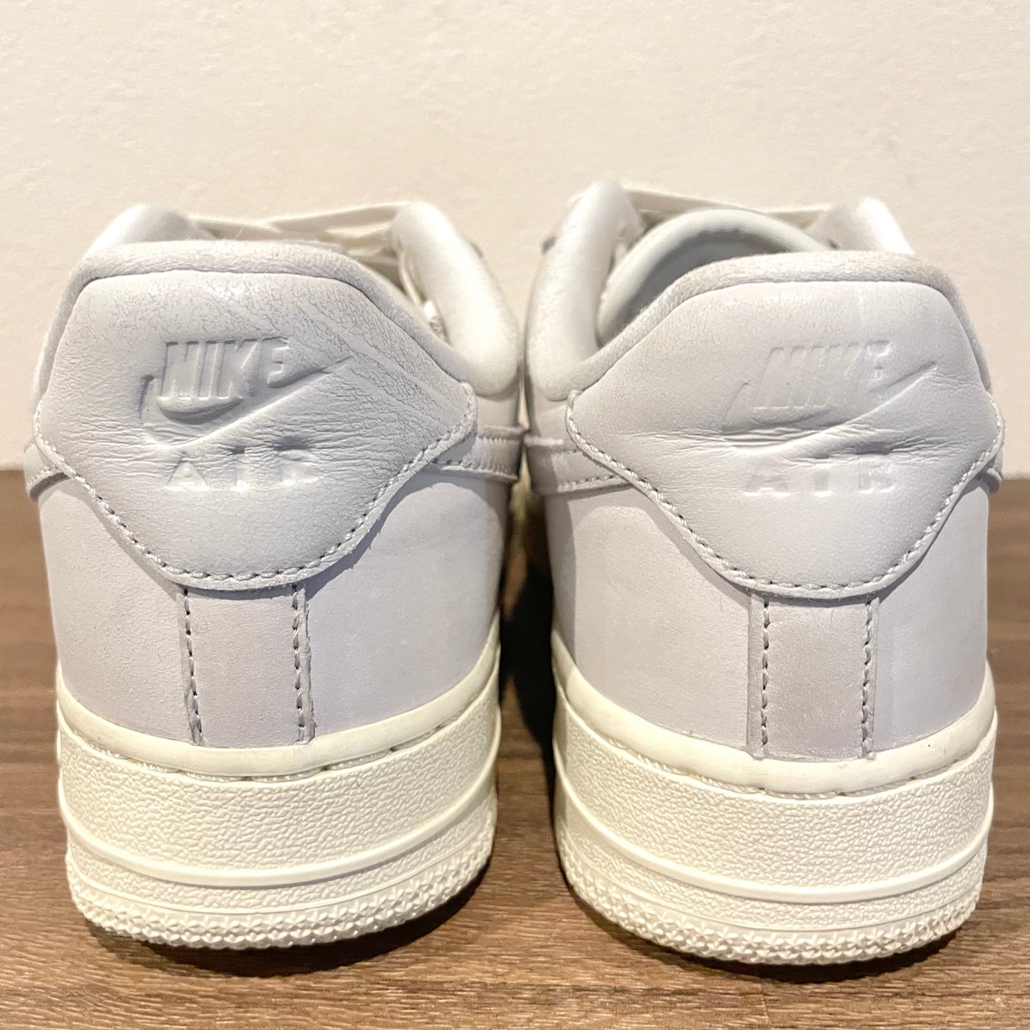 NIKE WMNS AIR FORCE 1 PRM MF 23.5cm