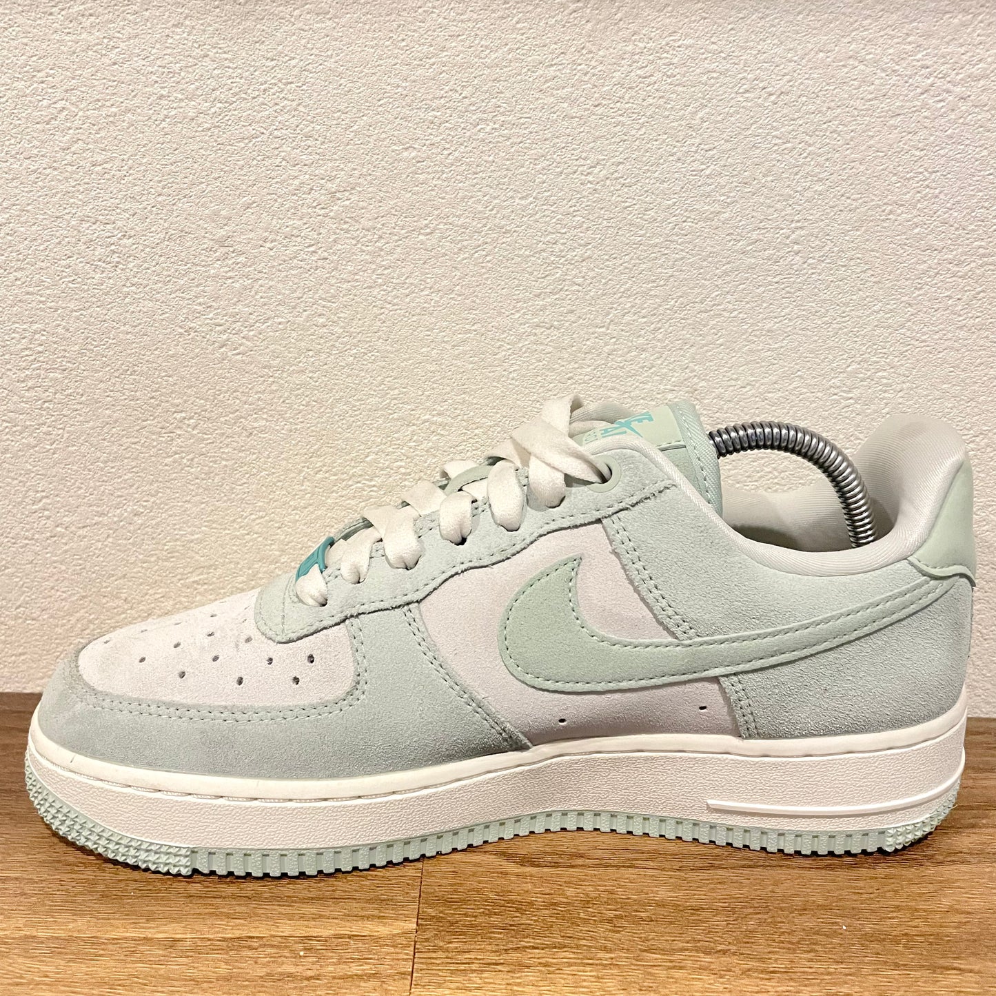 NIKE W AIR FORCE 1'07 SE 25cm