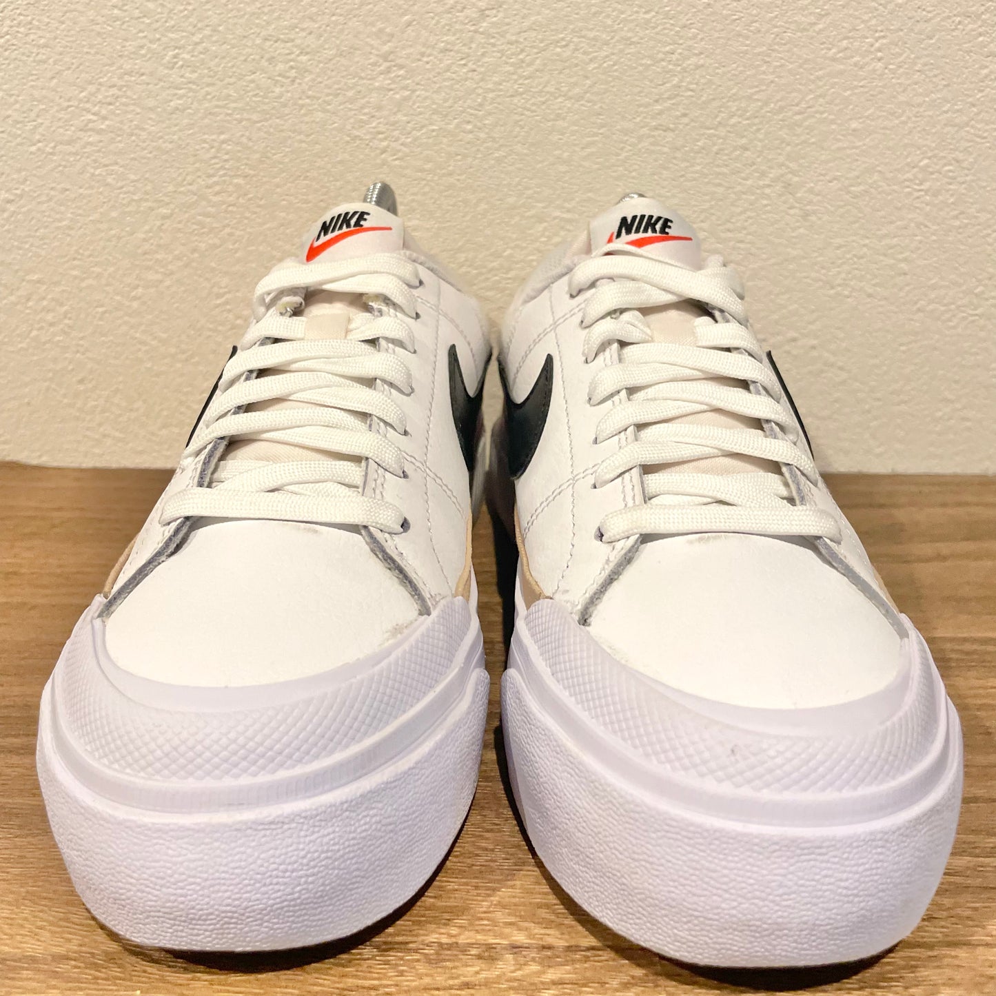 NIKE WMNS COURT LEGACY LIFT 24cm