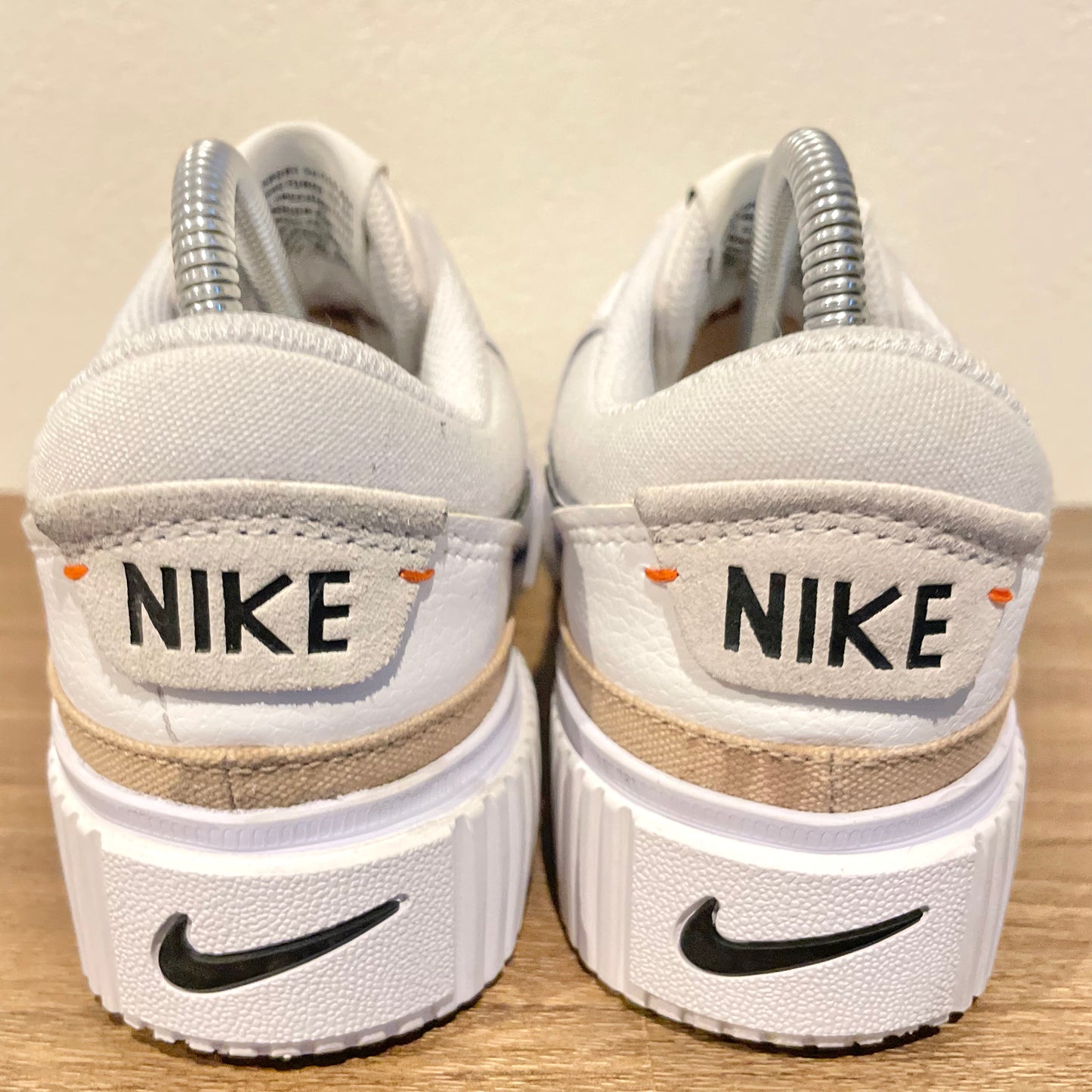 NIKE WMNS COURT LEGACY LIFT 24cm