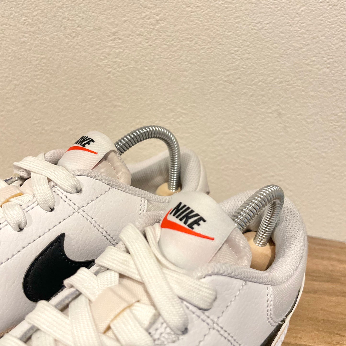 NIKE WMNS COURT LEGACY LIFT 24cm