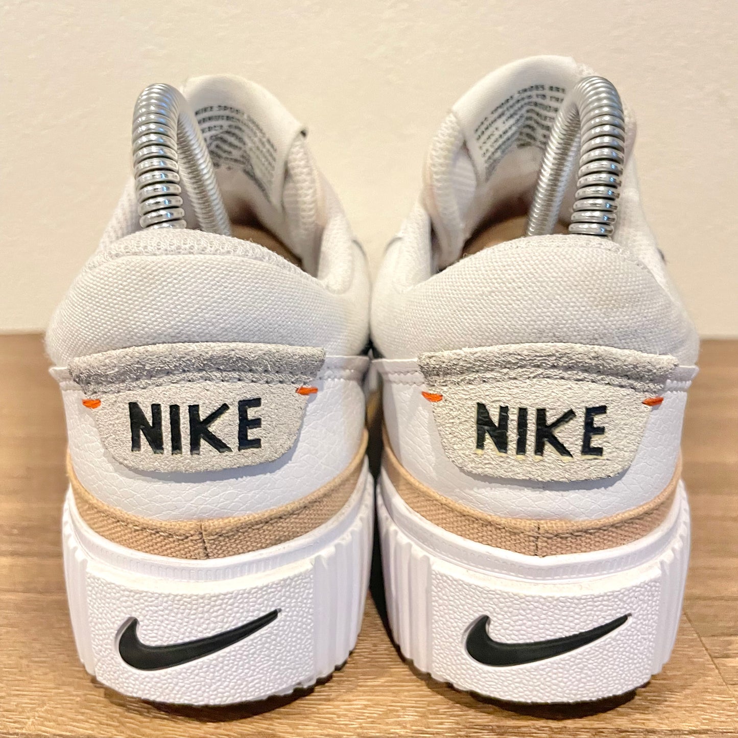 NIKE WMNS COURT LEGACY LIFT 23cm