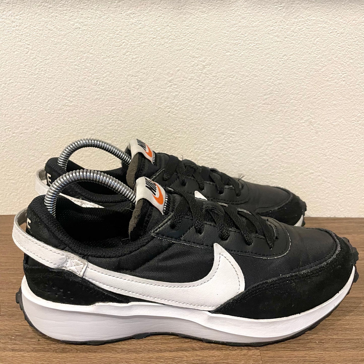 NIKE W WAFFLE DEBUT 24cm