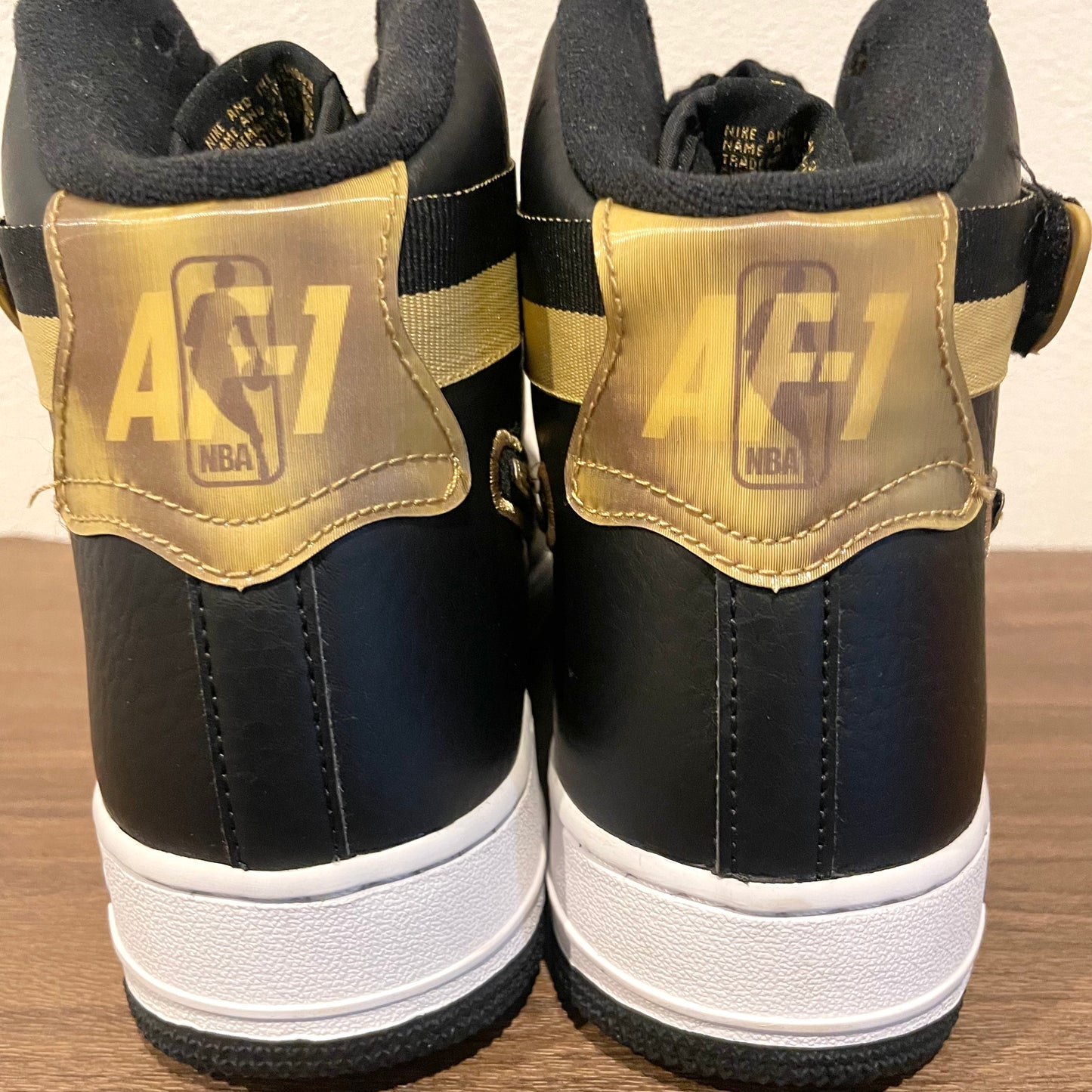 NIKE AIR FORCE 1 HIGH 07 LV8 SPORT NBA 26cm