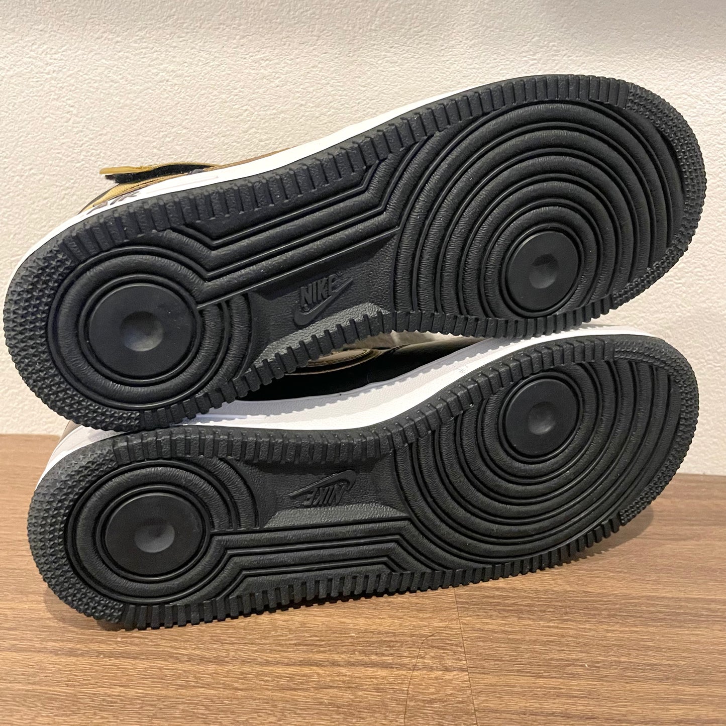 NIKE AIR FORCE 1 HIGH 07 LV8 SPORT NBA 26cm