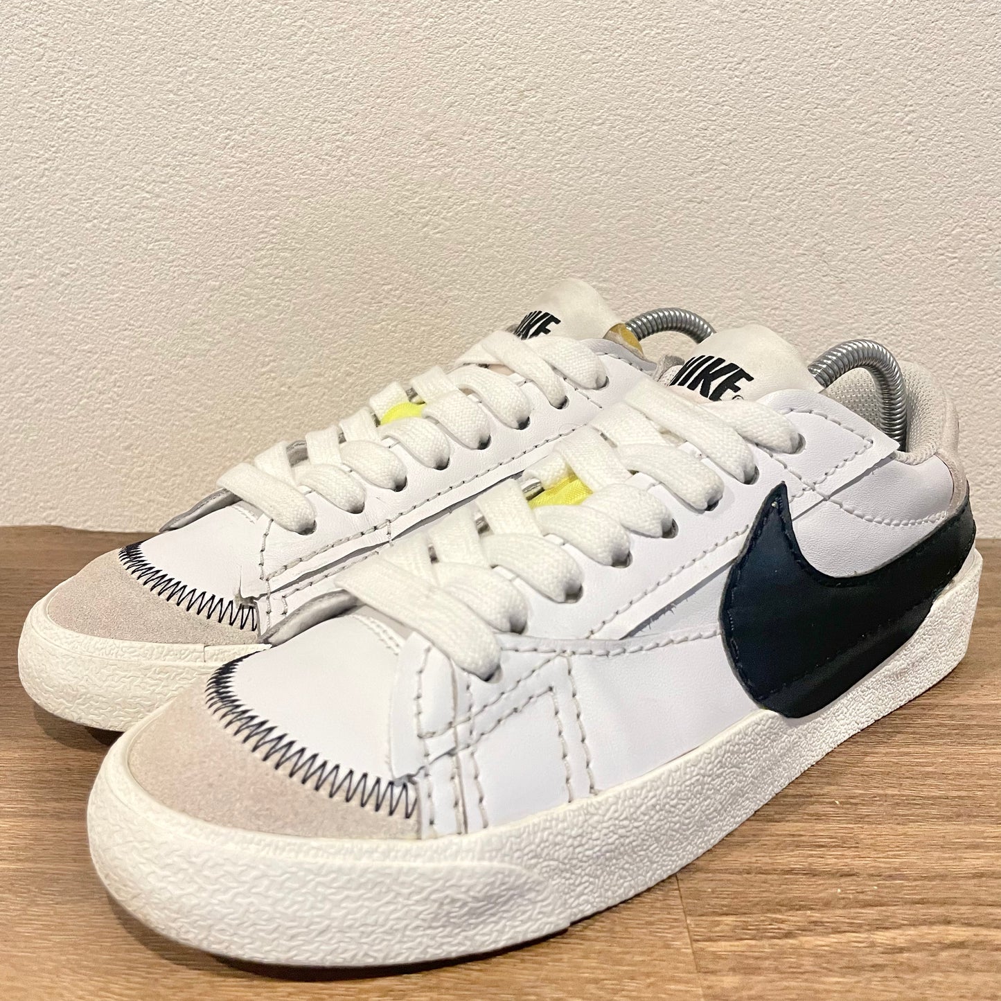 NIKE WMNS BLAZER LOW 77 JUMBO 25cm