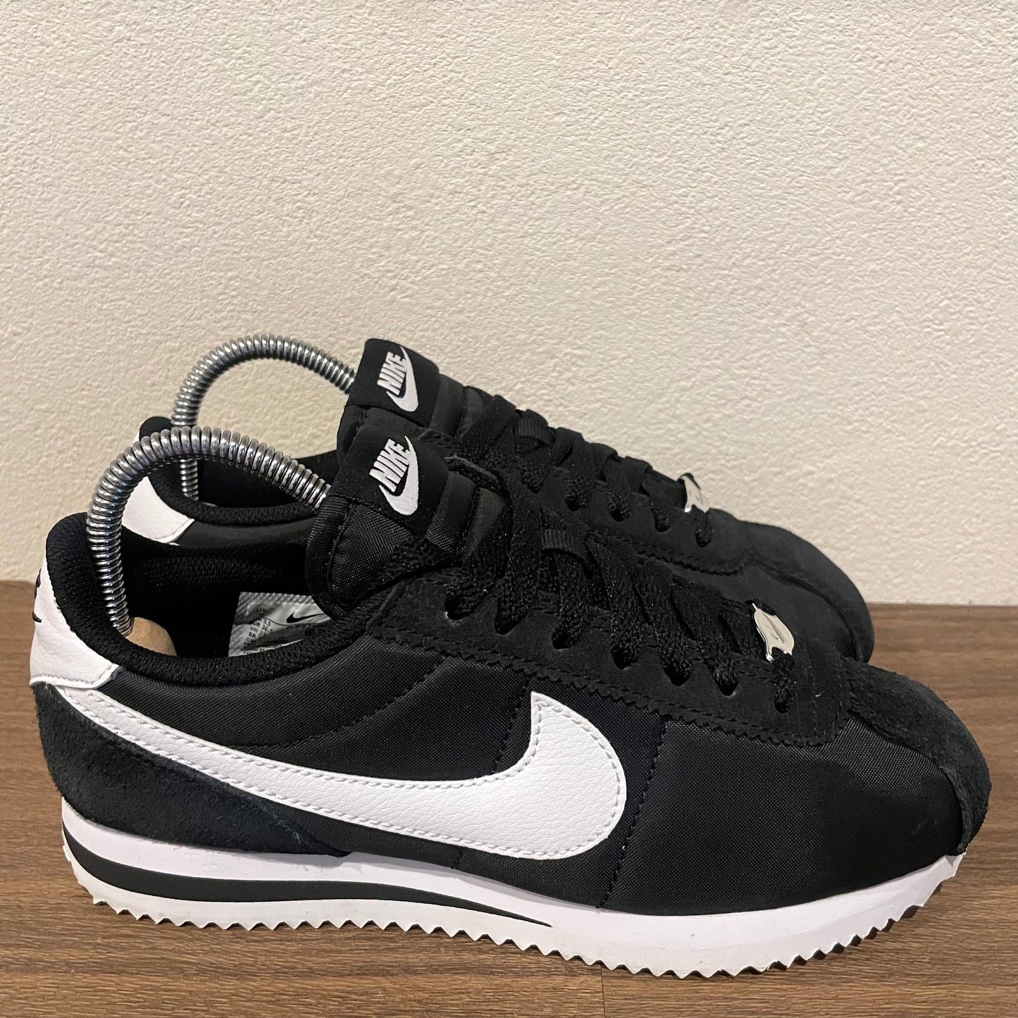 NIKE WMNS CORTEZ 23cm