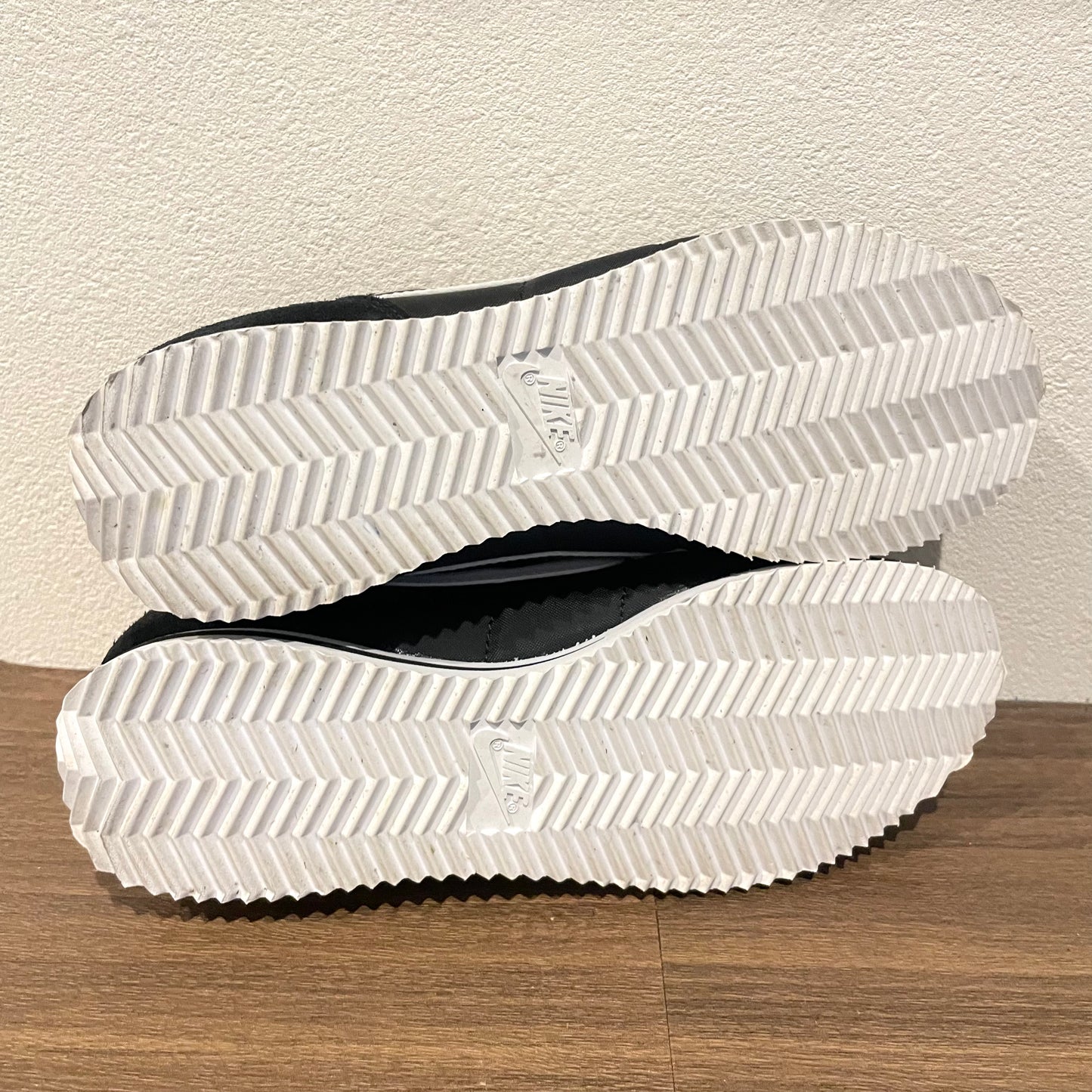 NIKE WMNS CORTEZ 23cm