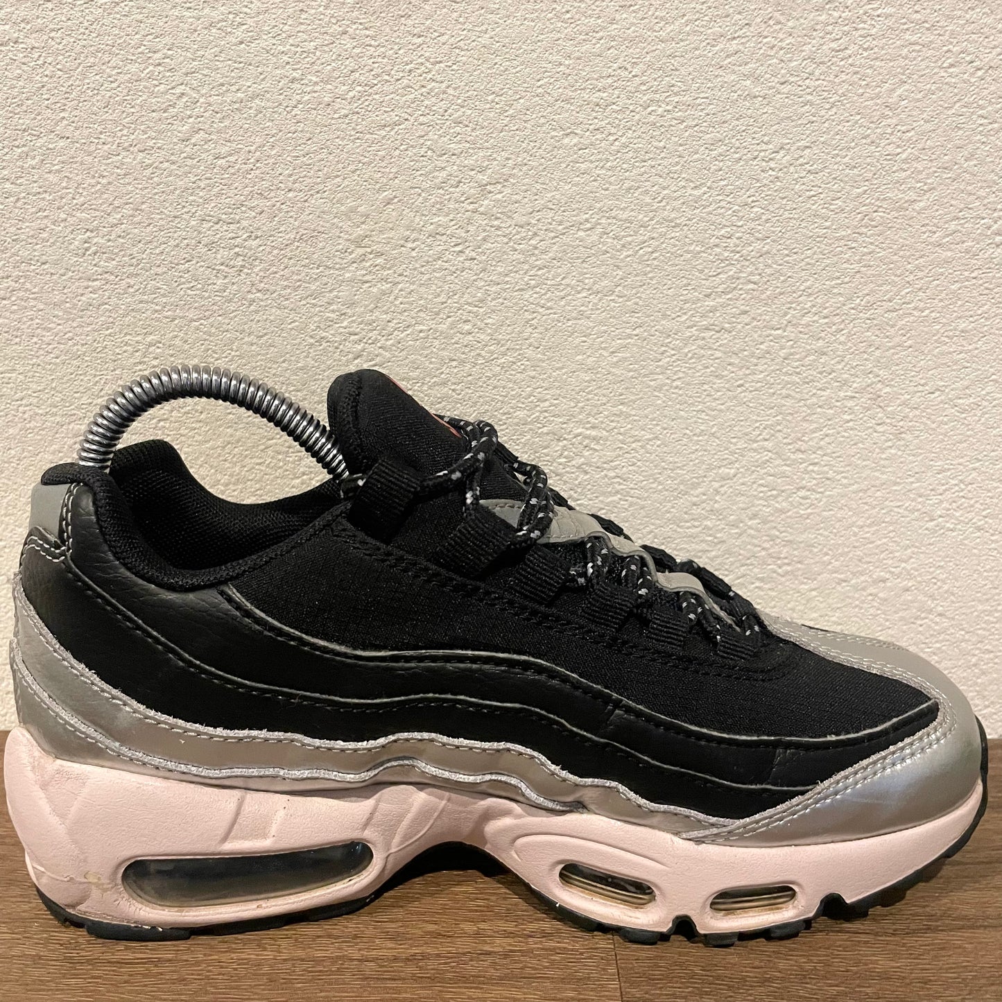 NIKE WMNS AIR MAX 95 SE 3M 23cm