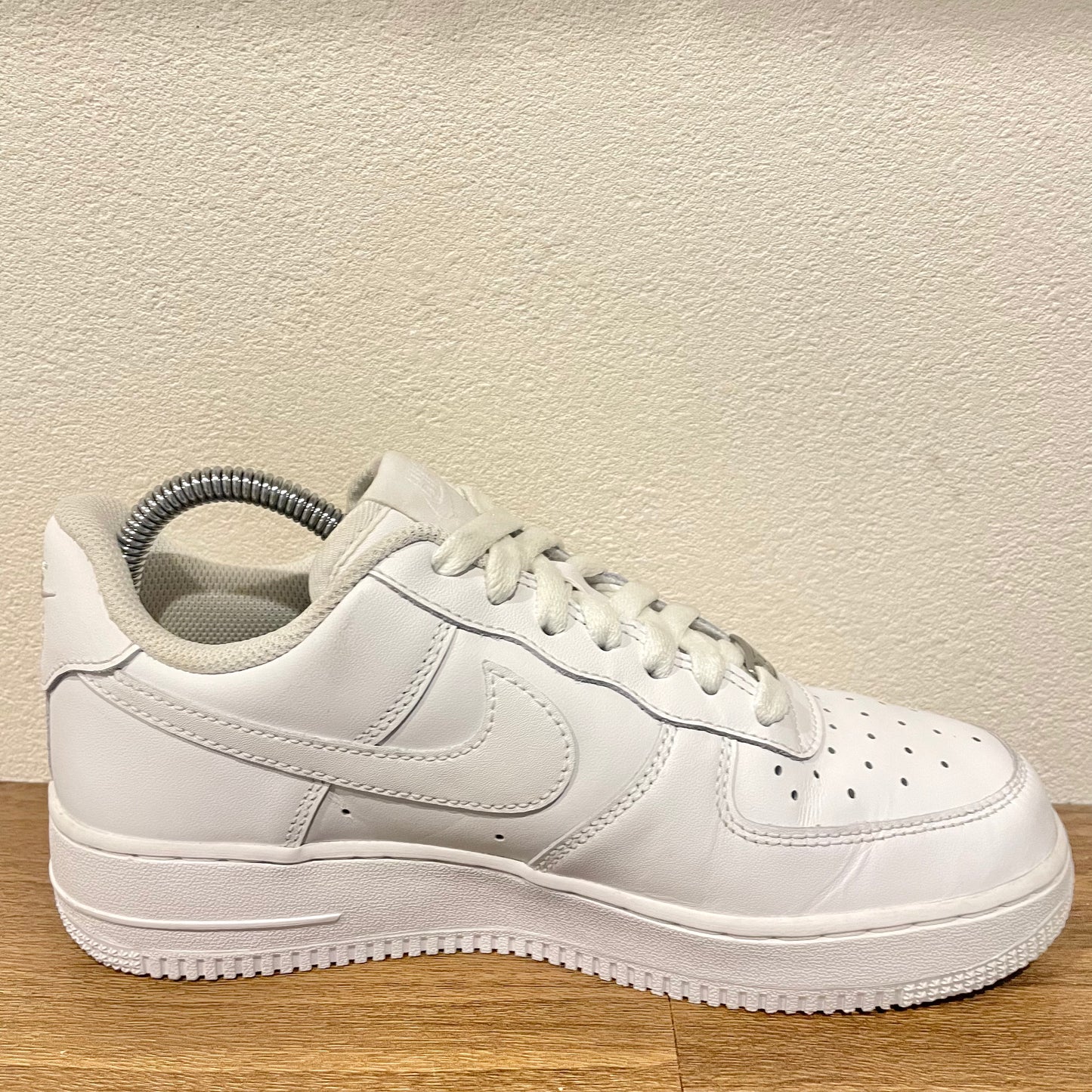 NIKE WMNS AIR FORCE 1 '07 WHITE 24.5cm
