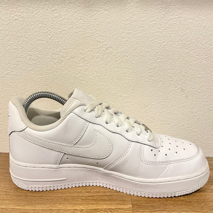 NIKE WMNS AIR FORCE 1 '07 WHITE 24.5cm