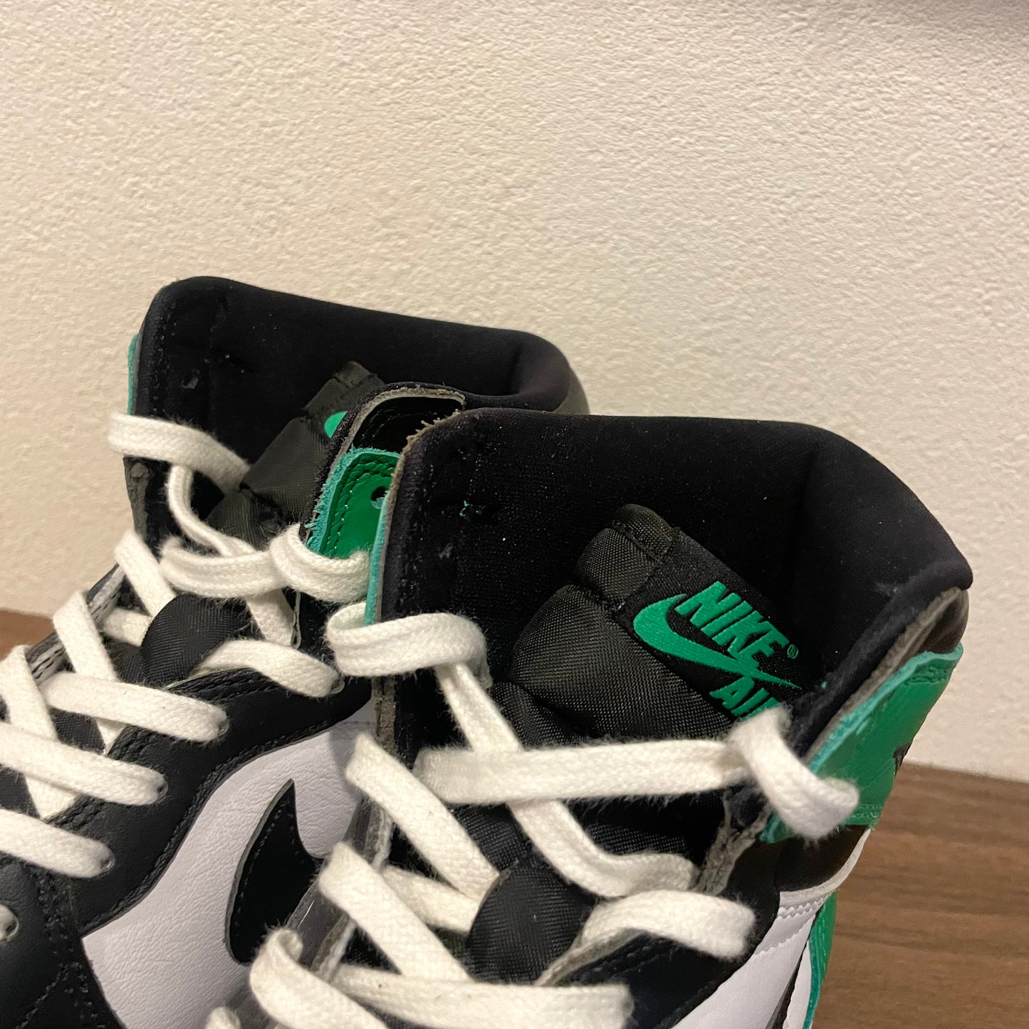 NIKE AIR JORDAN 1 RETRO HIGH OG Celtics 27cm
