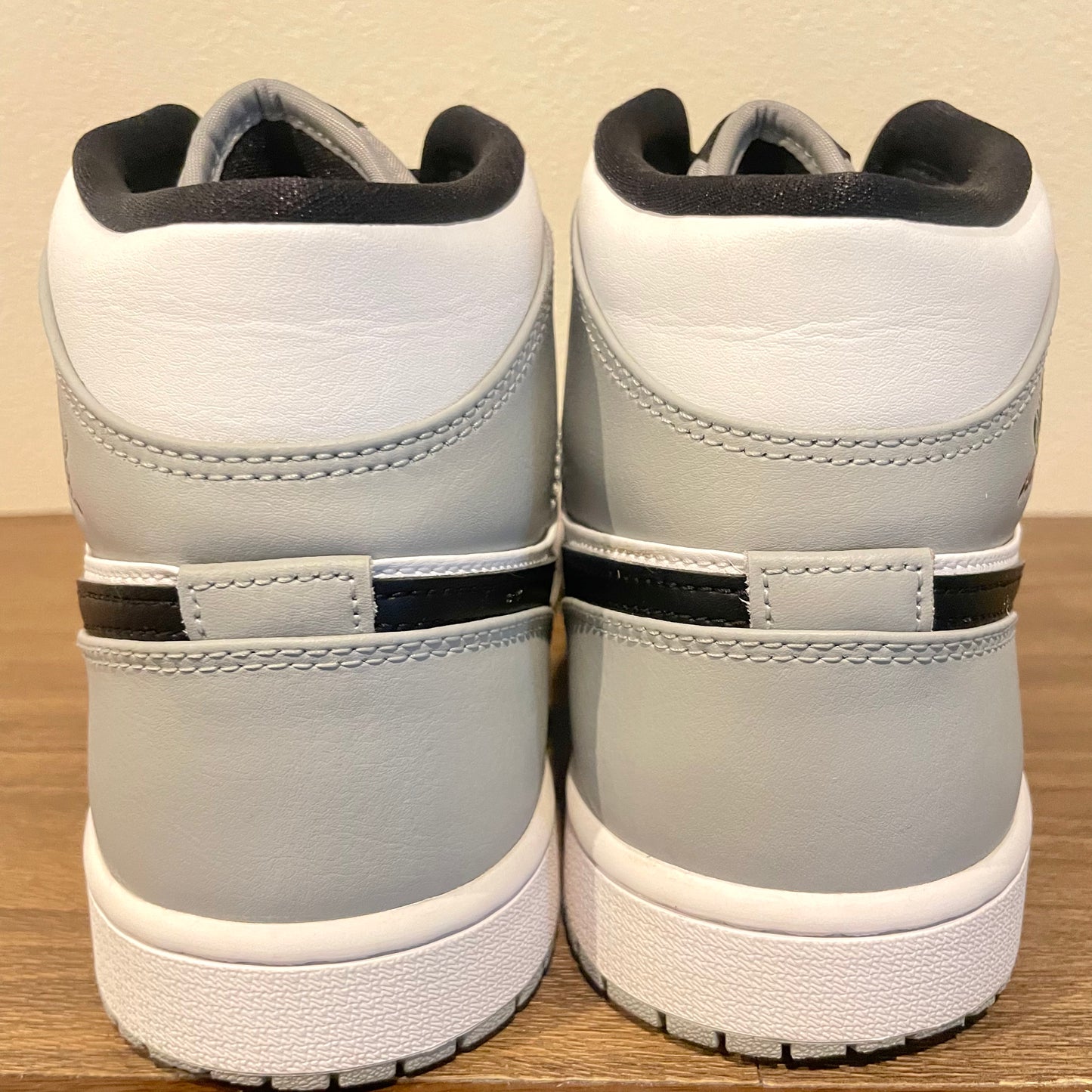 NIKE AIR JORDAN 1 MID SMOKE GREY 27.5cm