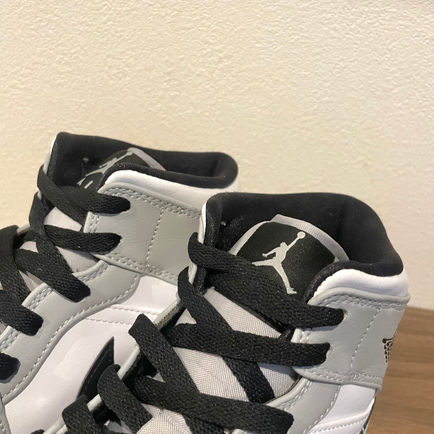 NIKE AIR JORDAN 1 MID SMOKE GREY 27.5cm