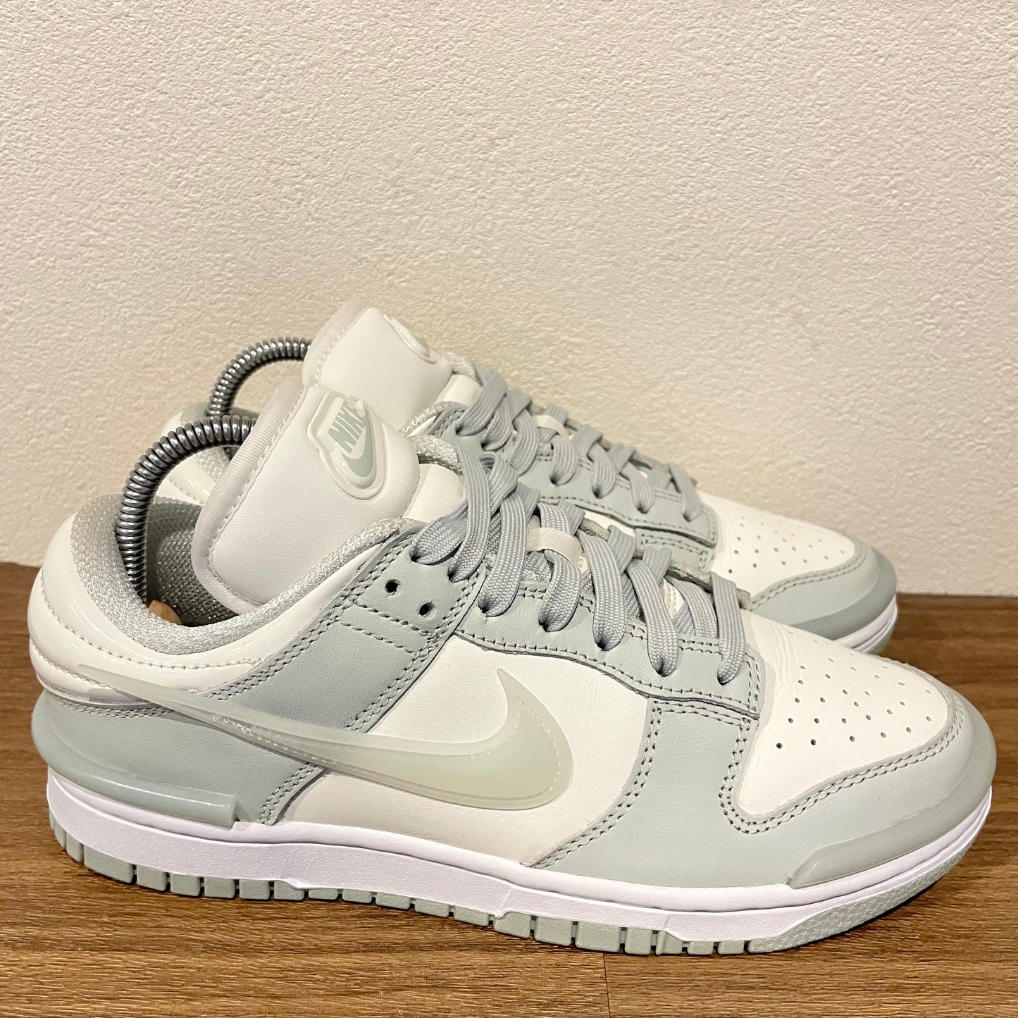 NIKE W DUNK LOW TWIST Light Silver 24cm