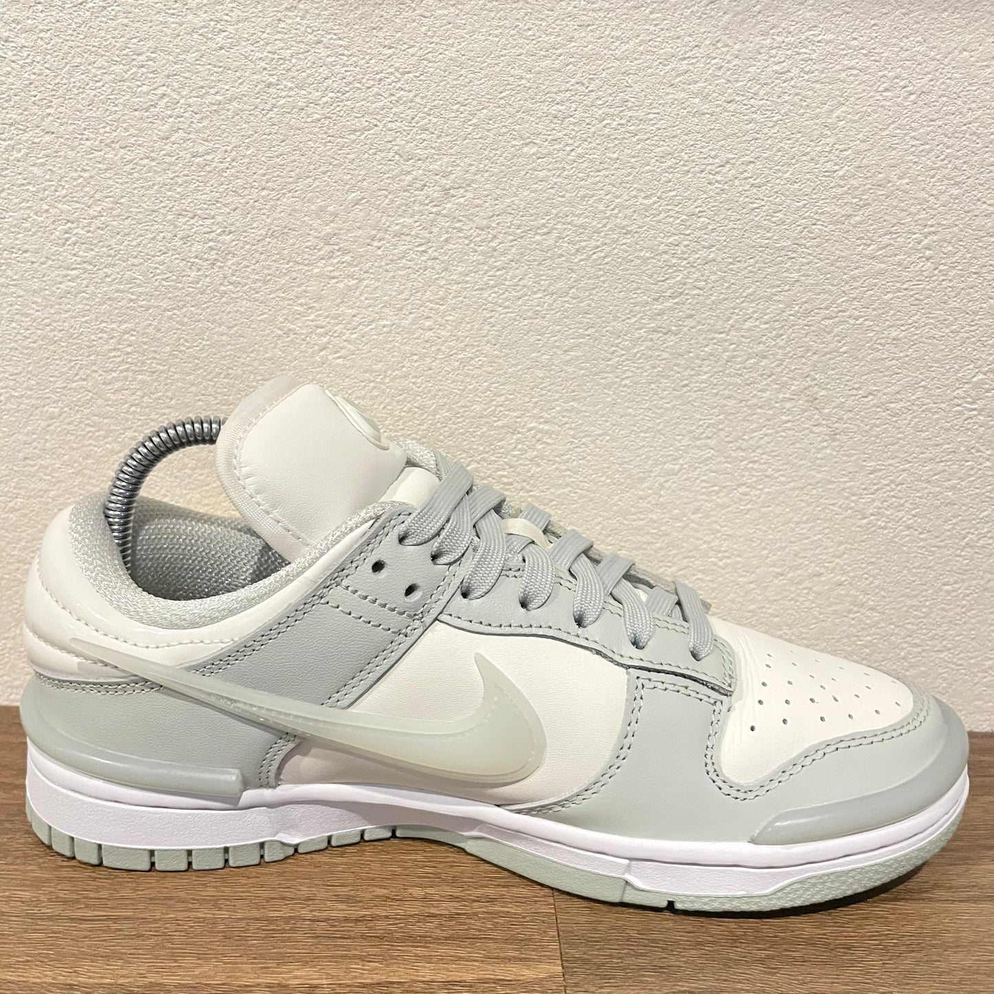 NIKE W DUNK LOW TWIST Light Silver 24cm