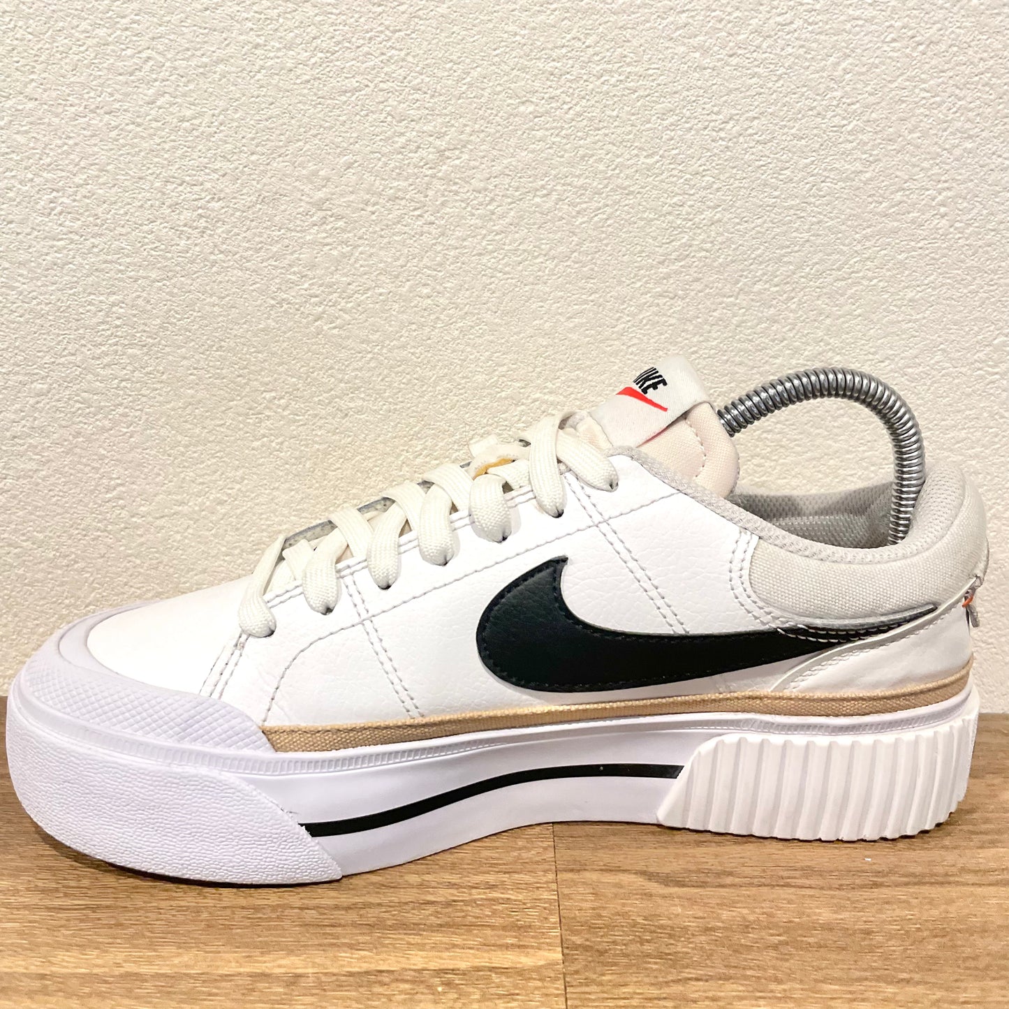 NIKE WMNS COURT LEGACY LIFT 23.5cm